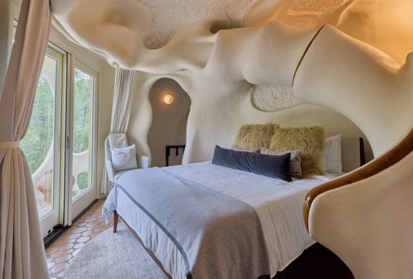'Wild Vacation Rentals' (HGTV)