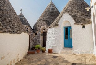 'World's Bargain Dream Homes' (HGTV)