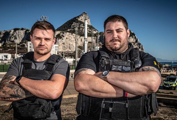 'Cops On The Rock' (Discovery)